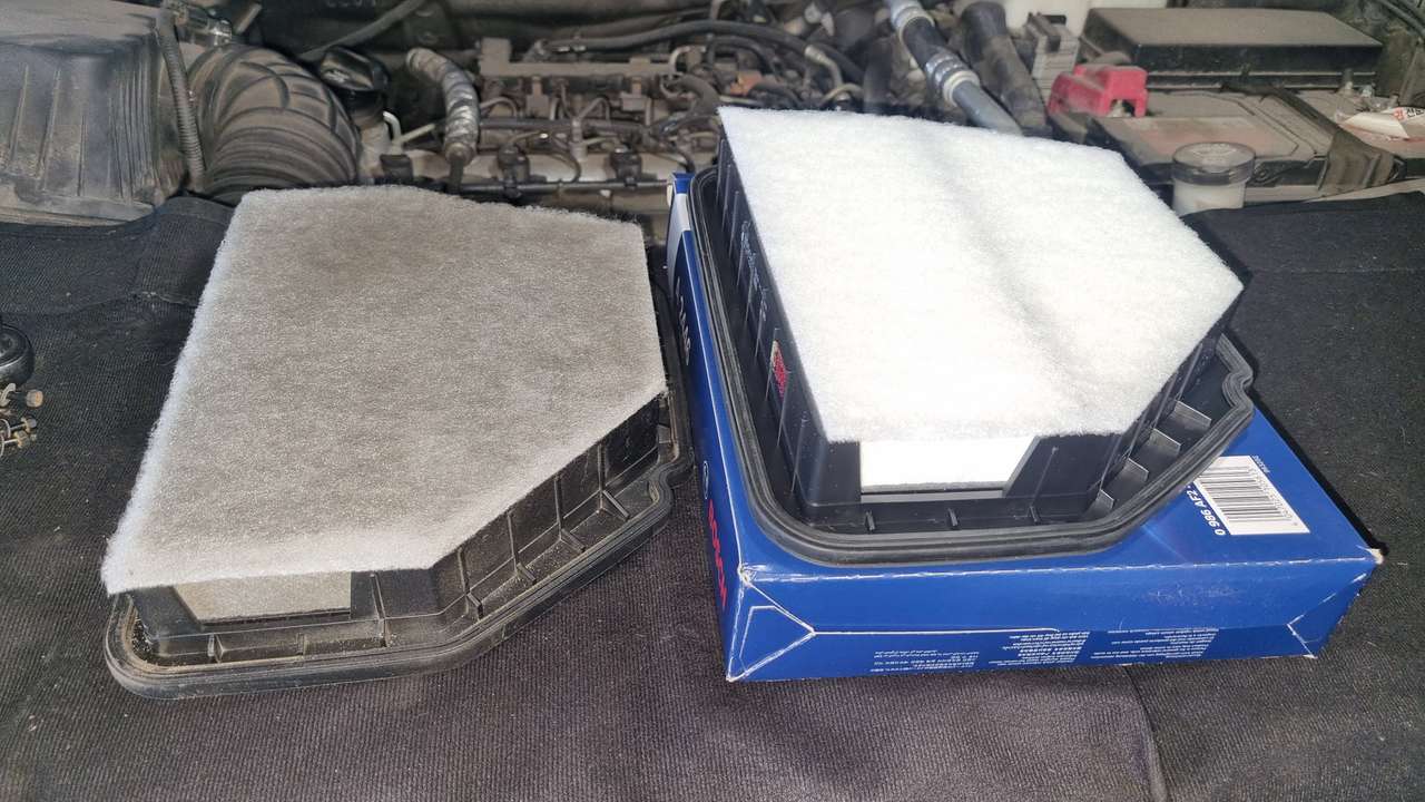 에어클리너 교체 사진